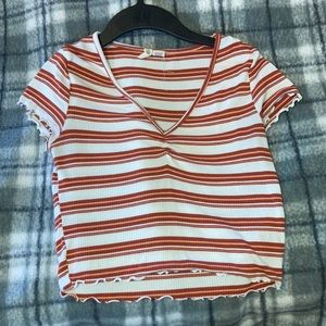 Cropped ruffled top